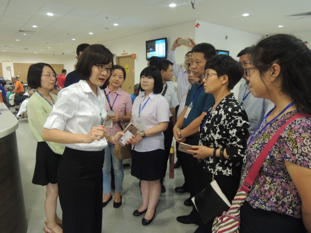 热烈欢迎国际应急管理学会、宝鸡市中心医院、潍坊医学院附属医院、高密市人民医院来我院学习交流