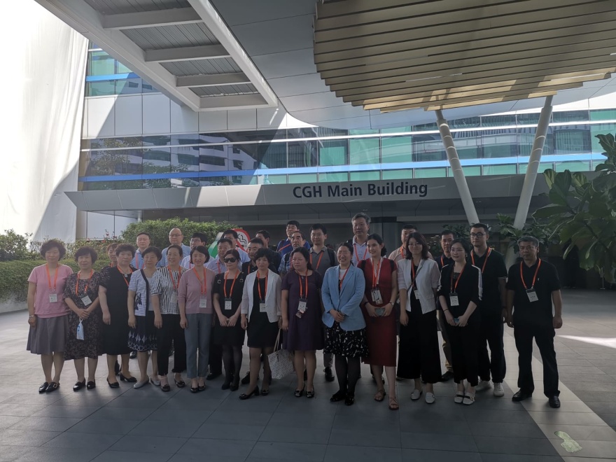 第331&332 期 65名学员相聚在新加坡国际管理学院