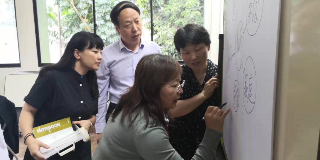 西安市教学名师赴新加坡国际管理学院专题培训 --新加坡学生创新能力培养专题培训班