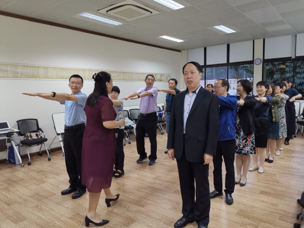 西安市教学名师赴新加坡国际管理学院专题培训 --新加坡学生创新能力培养专题培训班